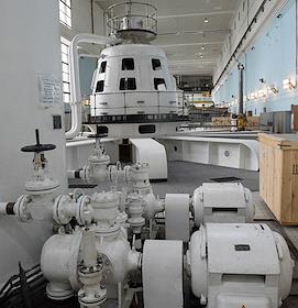 Гидроэлектростанция 'Иркутская ГЭС' на реке Ангаре в Свердловском округе города Иркутска. Пресс-тур '20 лет компании En+ Олега Дерипаски'