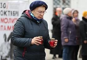 Акция 'Молитва памяти', приуроченная к дню памяти жертв политических репрессий в мемориальном парке города Коломна