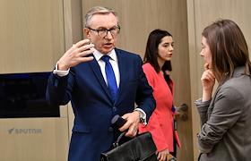 Пресс-конференция, приуроченная к Саммиту коренных малочисленных народов Арктики в МИА 'Россия сегодня'