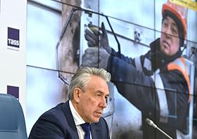 Пресс-конференция главы «Росгеологии» Сергея Горькова, посвященная первым результатам программы по техническому перевооружению предприятий 'Росгео', в информационном агентстве ТАСС