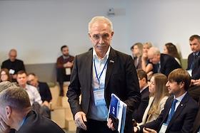 Всероссийская конференция 'Малая и средняя торговля в России' в центральном офисе компании Ozon