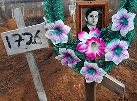 Виды Мариуполя во время проведения специальной военной операции Вооруженных сил России. Старокрымское кладбище