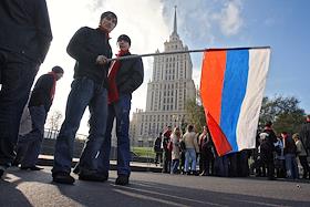 Акция движения 'Наши' на набережной Тараса Шевченко