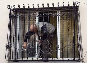 Жанровые фотографии. Микрофинансовые организации