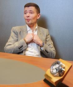 Роман Никонов - ладелец бутиков spbluxru, ювелирного дома nikonovjewelry, часовых мастерских nikonoviru, ломбардов lombard_newtime во время интервью