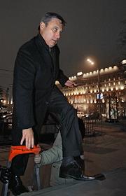 Митинг, посвященный Дню жертв политических репрессий у Соловецкого камня на Лубянской площади. Организаторы: 'Мемориал', Движение 'За права человека', Московская Хельсинкская группа, Музей и общественный центр имени А. Сахарова