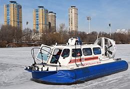 Press tour of the Main Directorate of the Ministry of Emergency Situations of Russia in the city of Moscow on the topic 'Ensuring safety in the reservoirs of Moscow in the spring' at the Great Stroginsky backwater.