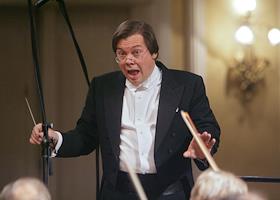 Выступление Симфонического оркестра и хора Государственного академическогго Большого театра России в Большом зале Консерватории