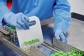 Открытие второй очереди завода «Фармасинтез-Норд» группы компаний «Фармасинтез» в ОЭЗ «Санкт-Петербург» на площадке «Новоорловская». Сотрудники компании во время работы