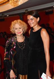 Открытый фестиваль искусств 'Черешневый лес'. Премьера спектакля 'Любовь по Маркесу' в постановке Егора Перегудова на сцене Театра им. Вл. Маяковского. Сбор гостей