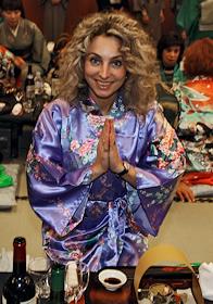 XVI-ая Международная бизнес-конференция 'РосБизнесКонсалтинг' (РБК). Ужин в японском стиле на татами в банкетном зале 'Meguro Gajoen'