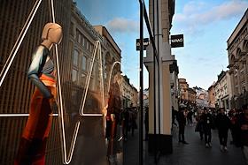 Работа магазина Maag на Кузнецком мосту