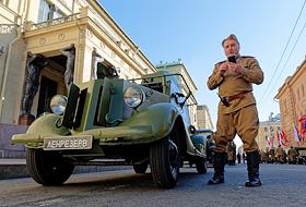 Военный парад, посвященный 78-ой годовщине Победы в Великой Отечественной войне, прошел на Дворцовой площади в Санкт-Петербурге
