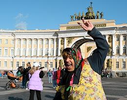 Festive events dedicated to the 320th anniversary of St. Petersburg.