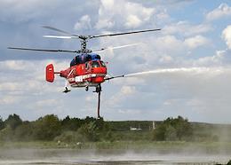 Demonstration training of the Moscow Aviation Center for rescue operations and firefighting in the village of Bezobrazovo.