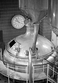 Архивные фотографии. Пивоваренный завод компании Tuborg