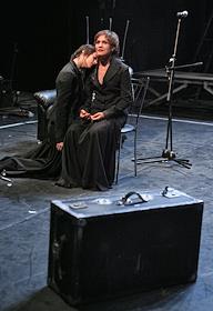 Совместный проект французского культурного Центра, театра Наций и Саундрама спектакль 'Молодец' в постановке режиссеров Владимира Панкова и Люси Берелович в рамках фестиваля 'NET 2007' в Театре Наций