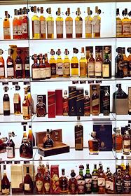 Магазин 'Глобус Гурмэ' в торговом центре 'Времена Года' на Кутузовском проспекте