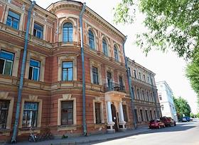 Здания на Матисовом острове, набережная реки Пряжки