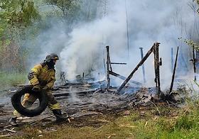 Тушение пожара в городе Великие Луки