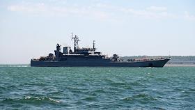 Большие десантные корабли (БДК) на Керченской переправе