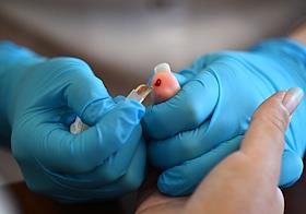 Акция 'День донора' в рамках проекта 'Агрегатор решений антикризисного управления в сфере донорства крови и костного мозга' в павильоне 'Дом культуры' на ВДНХ