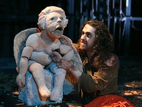 Спектакль 'Ангел' в рамках фестиваля 'Net-2007' на сцене Тетра Наций. Режиссер Дуда Пайва