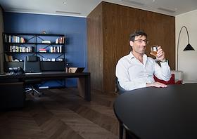 Интервью с президентом компании RBI Эдуардом  Тиктинским в офисе компании