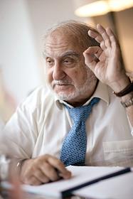 Николас Хайек, основатель и главный управляющий корпорации Swatch Group в гостинице 'Арарат Парк Хайят'