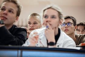 Открытый урок по физике для абитуриентов в Санкт-Петербургском университете телекоммуникаций им. М.А. Бонч-Бруевича