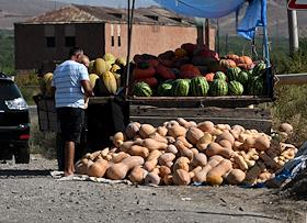 Ситуация в Сюникской области Армении после обострения ситуации в Нагорном Карабахе. 19 сентября Министерство бороны Азербайджана сообщило, что Баку начал 'антитеррористические мероприятия' локального характера в Карабахе для восстановления конституционного строя