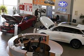 Строительство жилого многоэтажного комплекса в городе