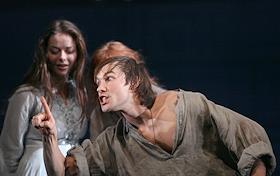 Спектакль 'Горе от ума' в театре 'Современник'. Режисер - Римас Туминас