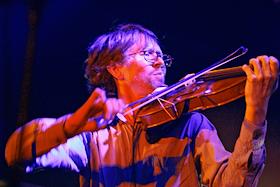 Концерт звезд независимой сцены, американского квинтета, рок-команды 'The National' в клубе 'Апельсин'