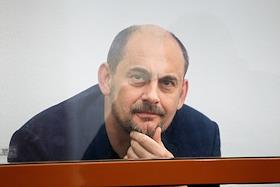 Судебный процесс о продлении меры пресечения бывшему генеральному директору АО 'Транснефть Верхняя Волга' Юрию Левину, обвиненному в получении взяток, состоялся в здании Нижегородского районного суда