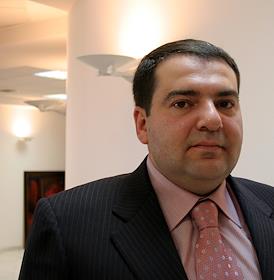 Александр Левин