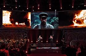 Торжественная церемония вручения кинематографической премии 'Золотой Орел' в 1-м павильоне киноконцерна 'Мосфильм'