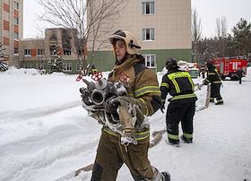 Пожар в 18-й городской больнице на улице Хусаина Мавлютова