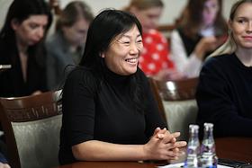 Церемония подписания соглашения о социально-экономическом сотрудничестве между правительством Ленинградской области и ООО «Вайлдберриз»