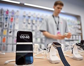 Тест-драйв Apple Vision Pro в магазине restore: на Неглинной