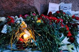 Spontaneous memorials in memory of Alexei Navalny