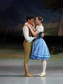 Балет 'Жизель, или Вилисы' в рамках гастролей Михайловского театра на сцене МХАТ имени А.М.Горького