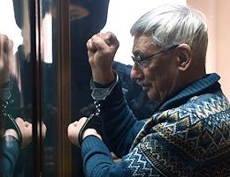The announcement of the verdict of human rights activist and co-chairman of Memorial (recognized as a foreign agent in Russia) Oleg Orlov (recognized as a foreign agent in Russia) in the Golovinsky District Court
