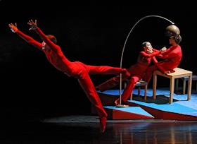 Двухактный спектакль современного танца 'Все, что после' в постановке хореографа Ольги Лабовкиной на сцене Новой Оперы