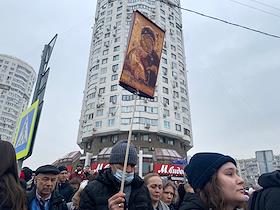 Отпевания оппозиционера Алексея Навального в церкви иконы Божией Матери 'Утоли моя печали' в Марьино и похороны на Борисовском кладбище