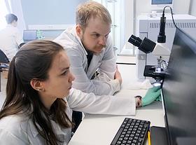 Scientific breakfast with Lobachevsky University. Press tour of the biofuel laboratories of high-purity materials of the Research Institute of Chemistry of NNSU