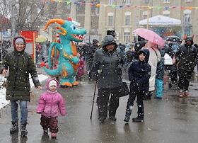 Celebration of Broad Maslenitsa in the park near the Palace of Culture 'Volgogradgidrostroy' in the city of Volzhsky