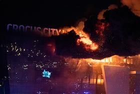 Теракт в концертном зале (КЗ) 'Крокус Сити Холл' во время концерта группы 'Пикник'. От двух до пяти человек напали на концертный зал, произошла стрельба. Пожар в здании концертного зала