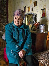 Последствия обстрела поселка Луганское