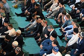 Праздничные мероприятия в день Ураза Байрам в Московской Соборной мечети